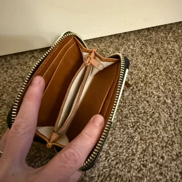 Dooney & Bourke Black and White Cowhide Wallet - Picture 5 of 5